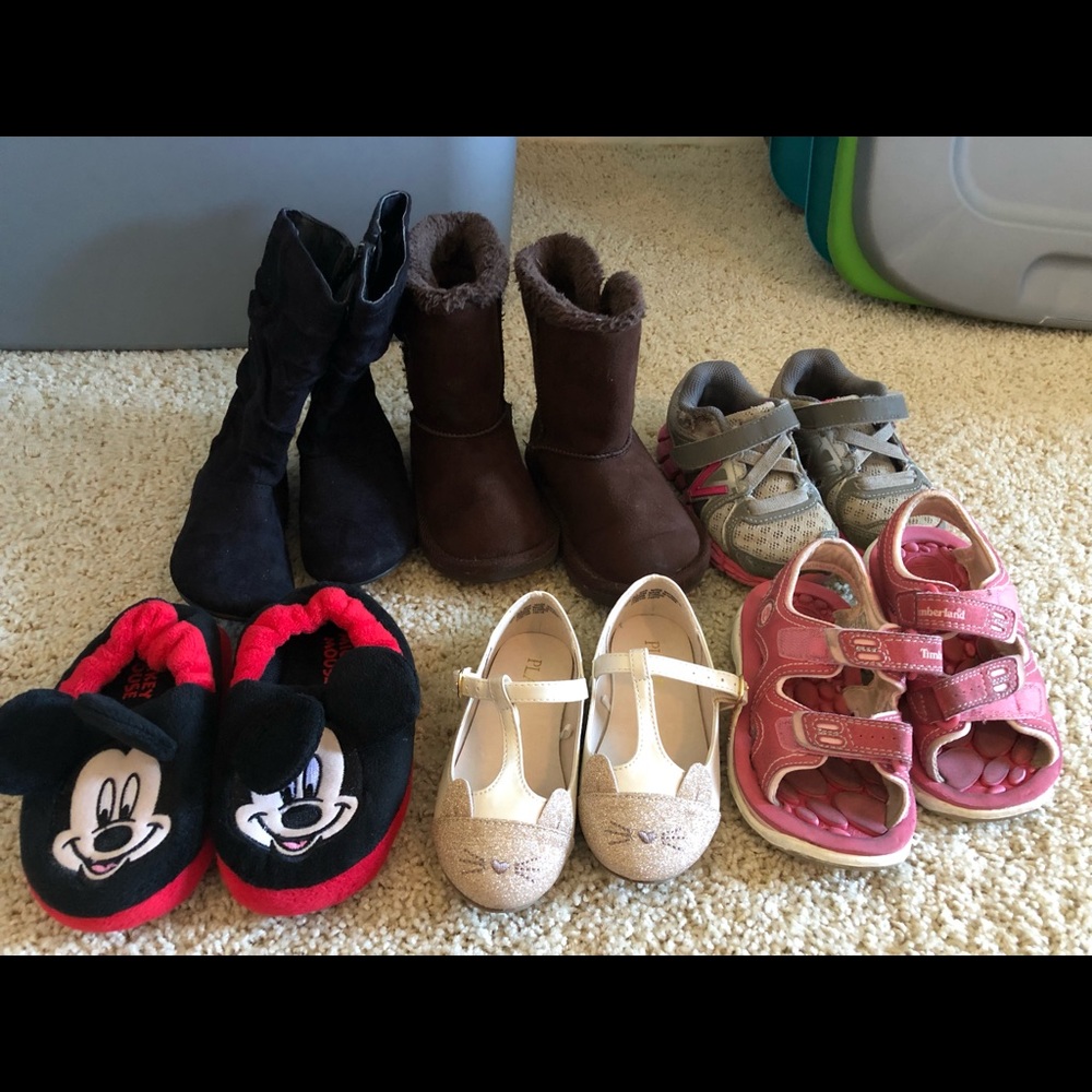 Set of 6 pairs toddler shoes size 7-boots, dressy
